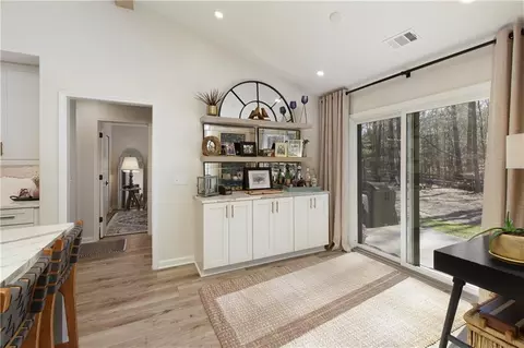 Living - 505 Heddingham Ct, Milton, GA 30004 photo 5 of 7