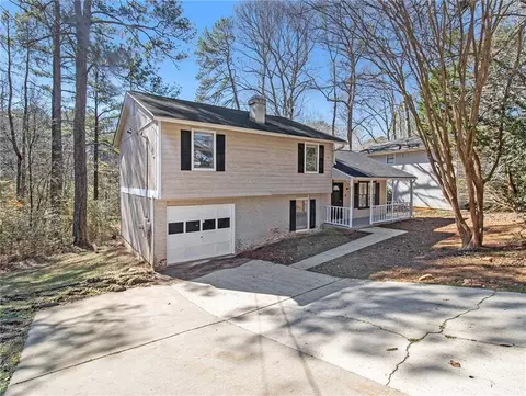 3937 Mcgill Dr, Decatur, GA 30034