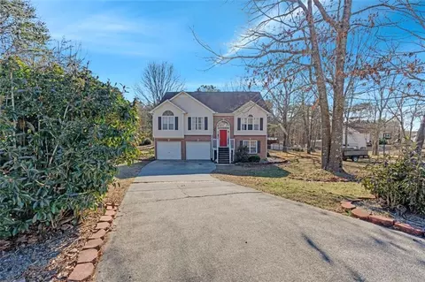 12 Indian Valley Way, Rydal, GA 30171