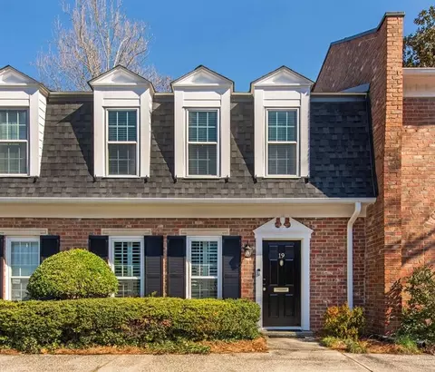 19 Scotland Pl NW, Atlanta, GA 30318