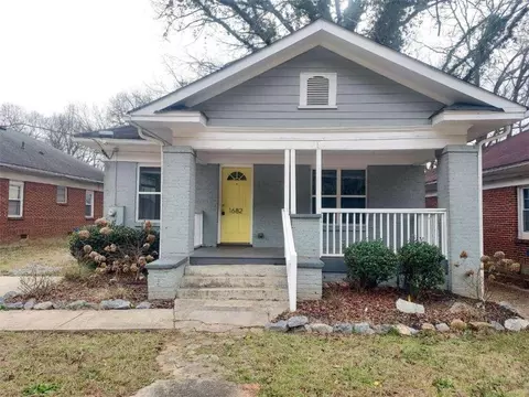 1682 Connally Dr, East Point, GA 30344