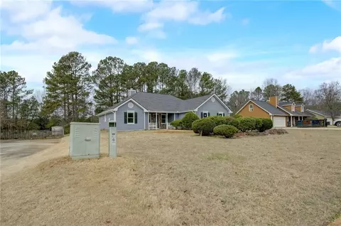 130 Millcrest Dr, Covington, GA 30016 photo 2