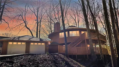 211 Eagles Nest Dr, Canton, GA 30115