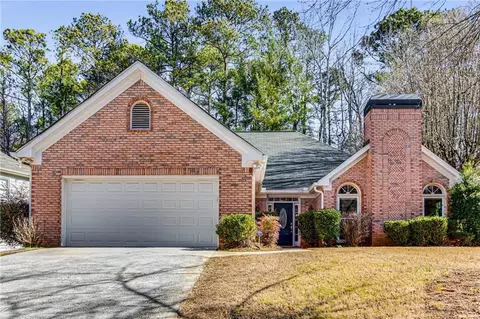 245 Nesbit Entry Dr, Roswell, GA 30076