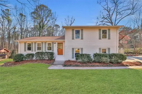 3076 Conrad Dr, Lawrenceville, GA 30044