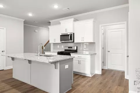 Kitchen - 3925 Cavalier Way, Duluth, GA 30097 photo 4 of 6