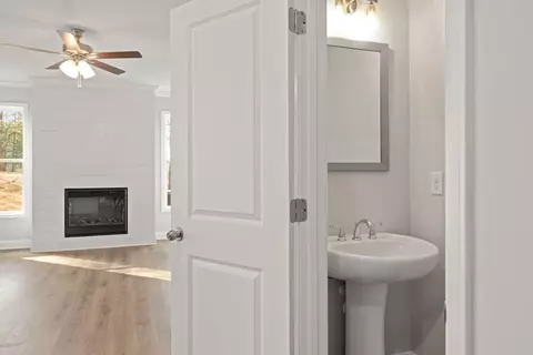 Bath - 3925 Cavalier Way, Duluth, GA 30097 photo 1 of 5