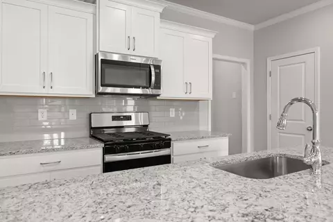 Kitchen - 3925 Cavalier Way, Duluth, GA 30097 photo 6 of 6