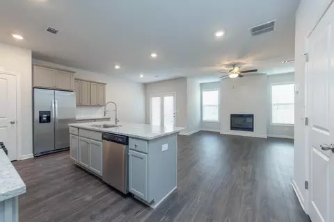 Kitchen - 3905 Cavalier Way, Duluth, GA 30097 photo 1 of 5