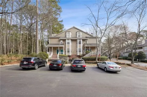 4464 Pineridge Cir, Dunwoody, GA 30338