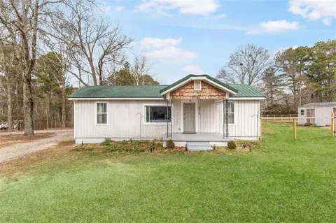 215 Mulberry Rock Rd, Temple, GA 30179