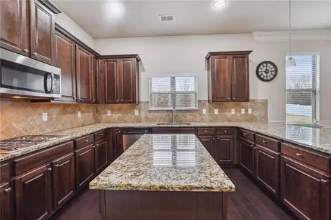 Kitchen - 209 Traditions Ln, Hampton, GA 30228 photo 7 of 7