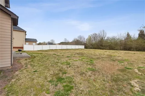 Exterior - 209 Traditions Ln, Hampton, GA 30228 photo 6 of 8