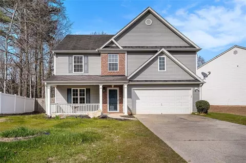 5265 Garvey Dr, Fairburn, GA 30213