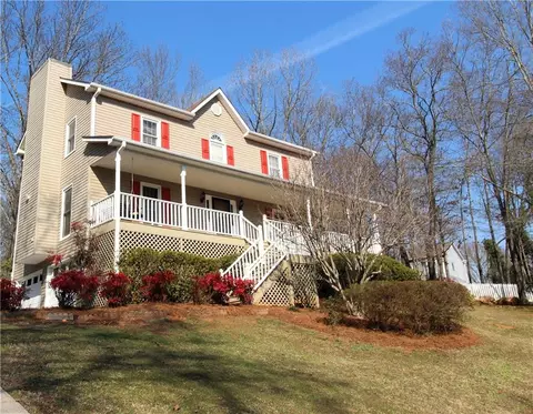 15 Bramblewood Way SW, Cartersville, GA 30120