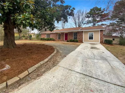 2501 Hobson Cv, Morrow, GA 30260