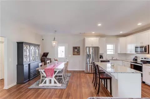 212 Maple Dr, Commerce, GA 30529 photo 6