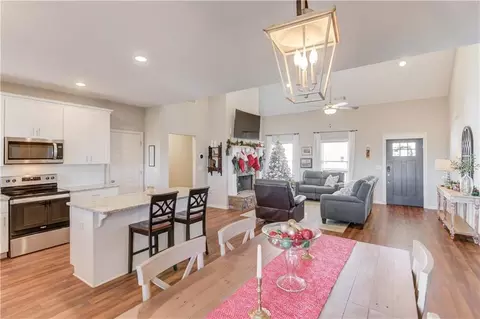 212 Maple Dr, Commerce, GA 30529 photo 7