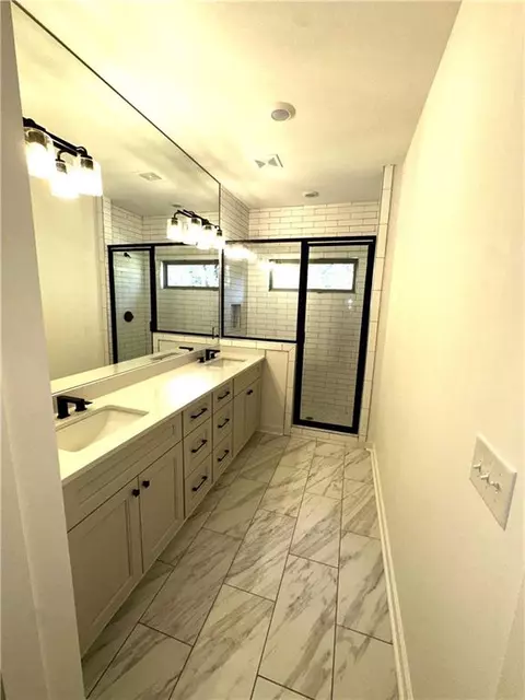 Bath - 2172 Avion Way #10, Chamblee, GA 30341 photo 6 of 10