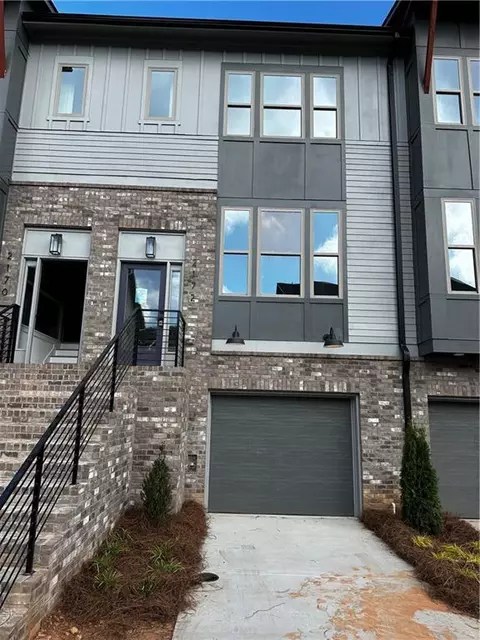 Exterior - 2172 Avion Way #10, Chamblee, GA 30341 photo 2 of 8