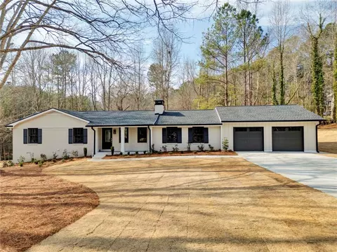 567 Dogwood Trl, Dallas, GA 30157
