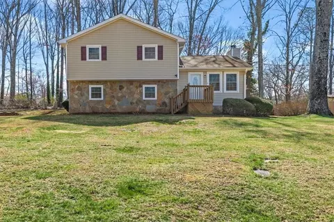 2908 Winn Dr, Lawrenceville, GA 30044