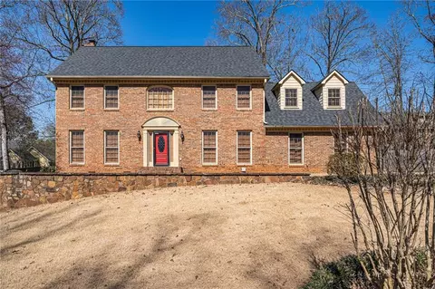 827 Jami Ct, Lawrenceville, GA 30046