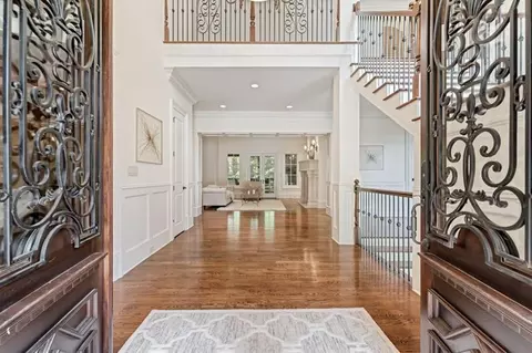 1003 Little Darby Ln, Suwanee, GA 30024