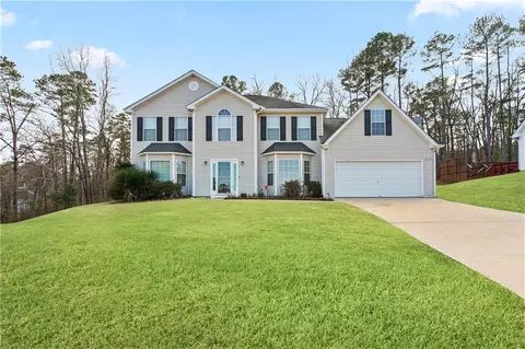 2264 Harmony Lakes Cir, Lithonia, GA 30058