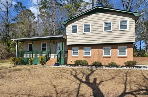 911 Vicky Ct NW, Conyers, GA 30012