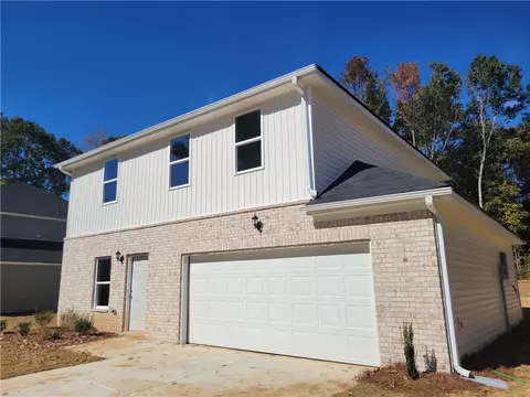 1120 Avalon Ter, Fairburn, GA 30213