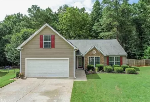 813 Kenwood Ln, Winder, GA 30680