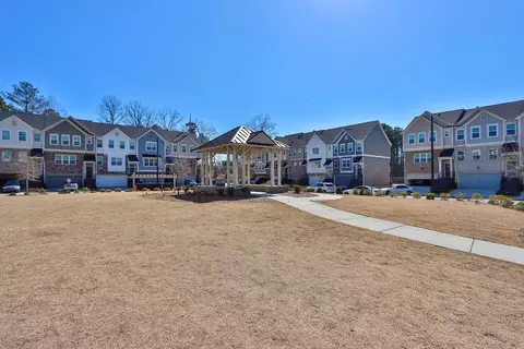 2617 Hedgeway Cir, Kennesaw, GA 30144