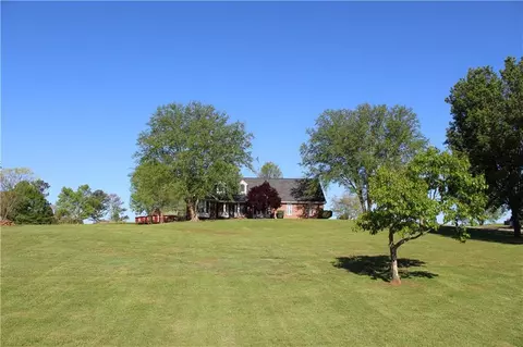 5444 Dahlonega Hwy, Clermont, GA 30527