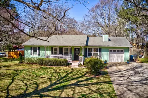 2957 Hillwood Dr, Lawrenceville, GA 30044