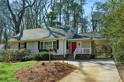 2452 Ridgewood Rd NW, Atlanta, GA 30318