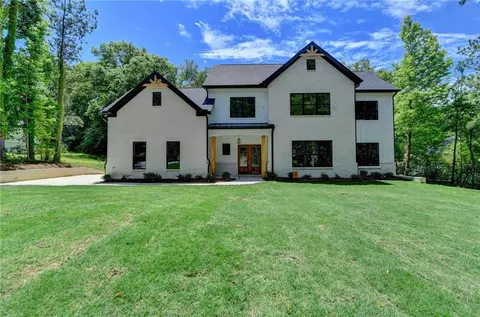 3231 Dodson Connector, East Point, GA 30344