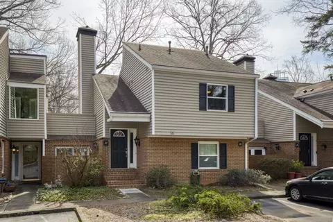27 Dunwoody Springs Dr, Atlanta, GA 30328