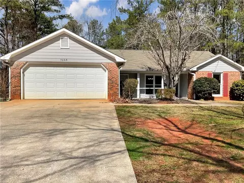 7065 Rivertown Rd, Fairburn, GA 30213