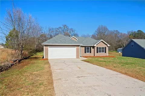 30 Falcon Crest Dr, Covington, GA 30016