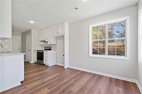 Kitchen - 30 Falcon Crest Dr, Covington, GA 30016 photo 1 of 5