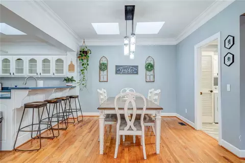 Dining - 102 Windsor Dr, Calhoun, GA 30701 photo 1 of 3