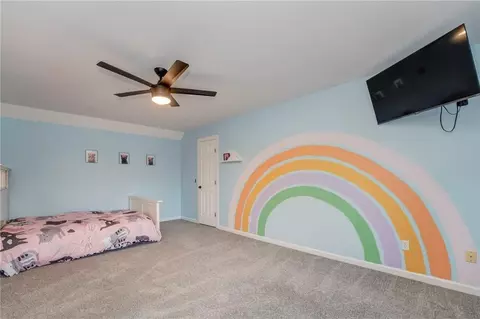 Bedroom - 102 Windsor Dr, Calhoun, GA 30701 photo 8 of 11