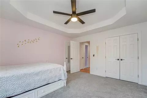 Bedroom - 102 Windsor Dr, Calhoun, GA 30701 photo 7 of 11
