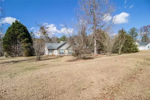 40 Chimney Ct, Covington, GA 30014 photo 3