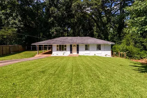 1368 Colony East Ct, Stone Mountain, GA 30083