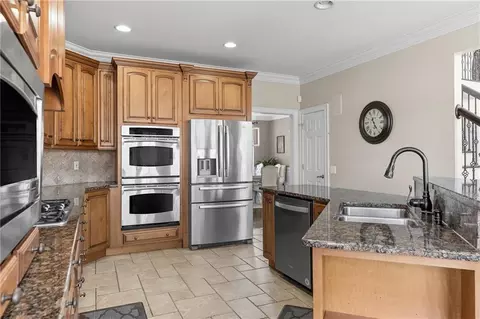 Kitchen - 281 Grey Feather Rd, Ringgold, GA 30736 photo 4 of 5