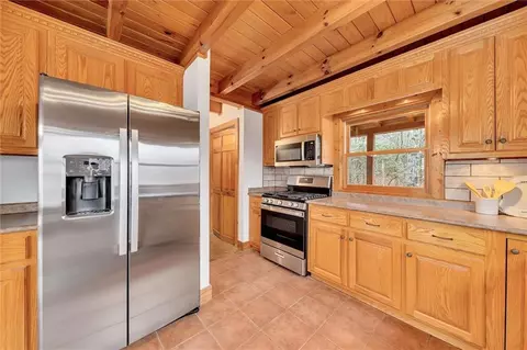 Kitchen - 267 Cold Stream Trl, Jasper, GA 30143 photo 2 of 4