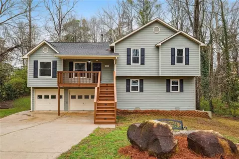 1625 S Ridge Dr, Marietta, GA 30066