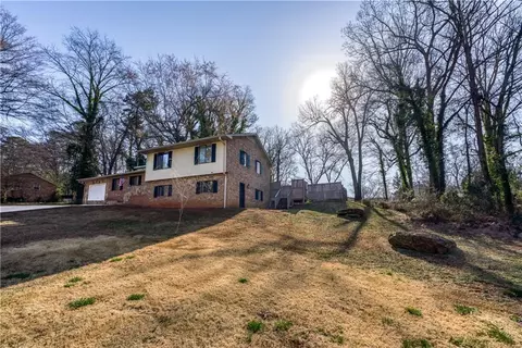197 Minish Dr, Commerce, GA 30529 photo 2